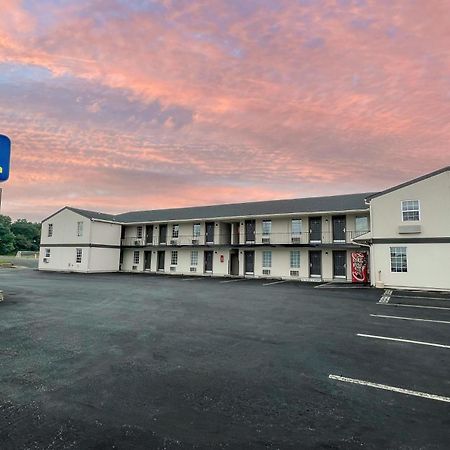 America'S Best Value Inn Lancaster Rohrerstown Экстерьер фото