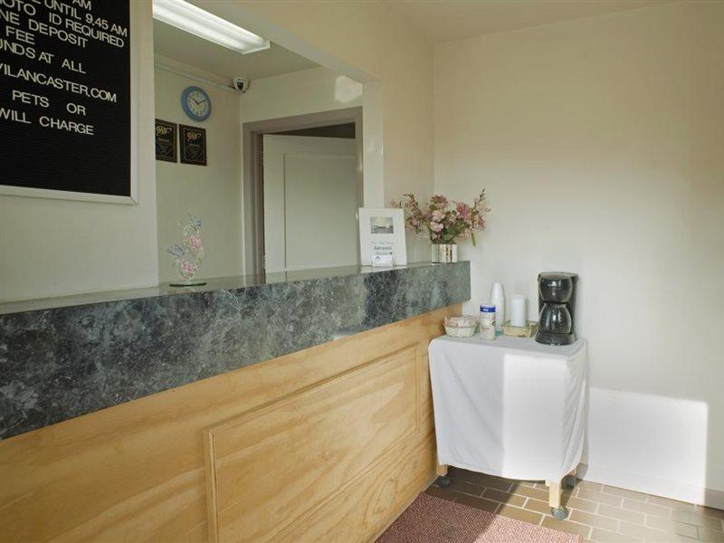 America'S Best Value Inn Lancaster Rohrerstown Экстерьер фото