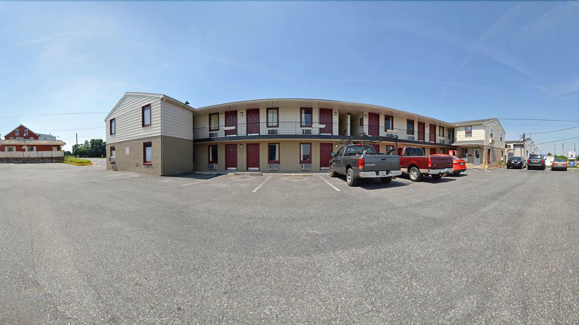 America'S Best Value Inn Lancaster Rohrerstown Экстерьер фото